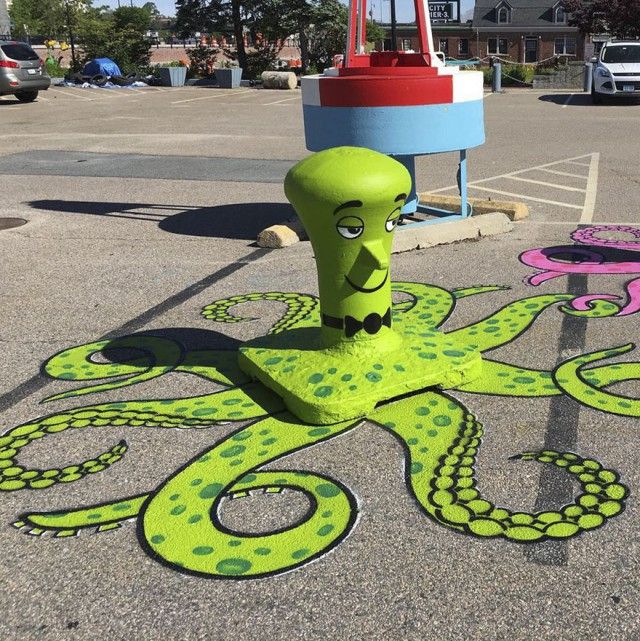 Perfectly Placed Street Art That Will Satisfy Your Eyes (33 pics)