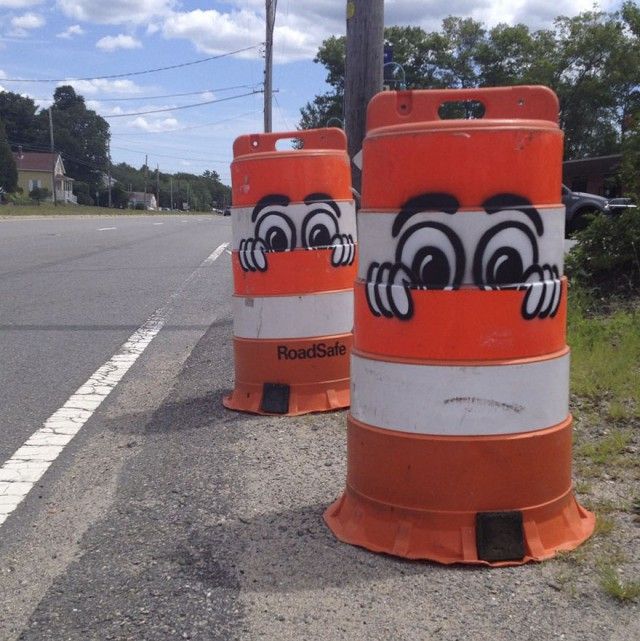 Perfectly Placed Street Art That Will Satisfy Your Eyes (33 pics)