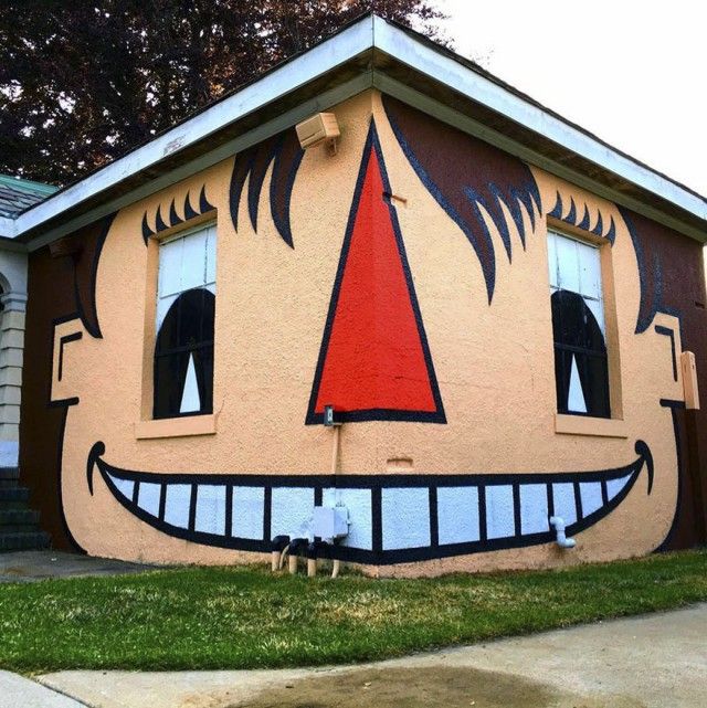 Perfectly Placed Street Art That Will Satisfy Your Eyes (33 pics)