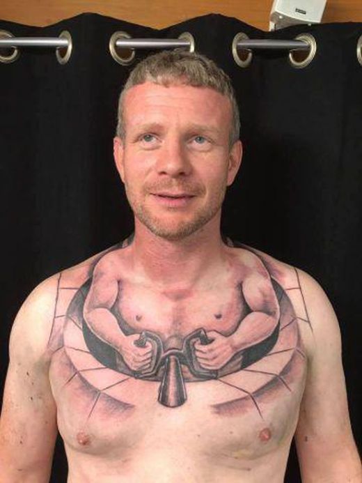 Trucker's New Chest Tattoo Gets Shared Over A Million Times On Facebook (3 pics)