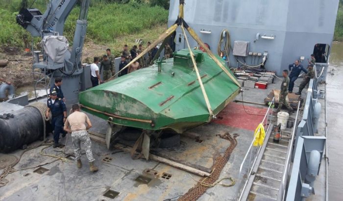 Colombian Army Seizes Submarine Carrying Four Tons Of Cocaine (4 pics)