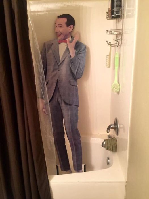 When People Play Pranks In Your Apartment (17 pics)