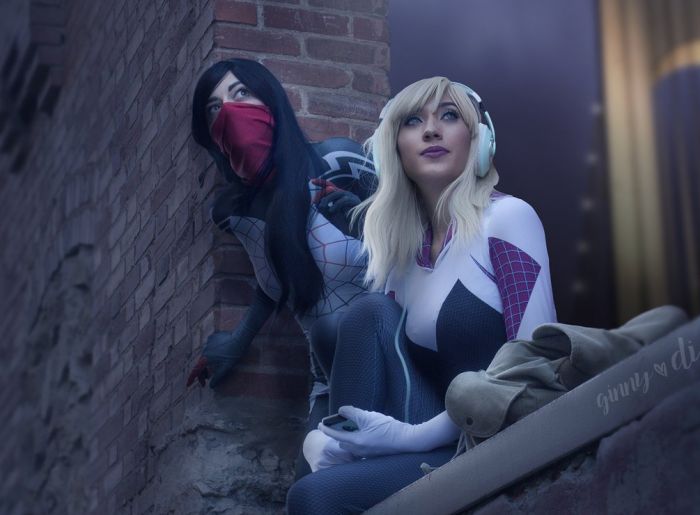 Spider-Man Is Constantly Surrounded By Beautiful Women (13 pics)
