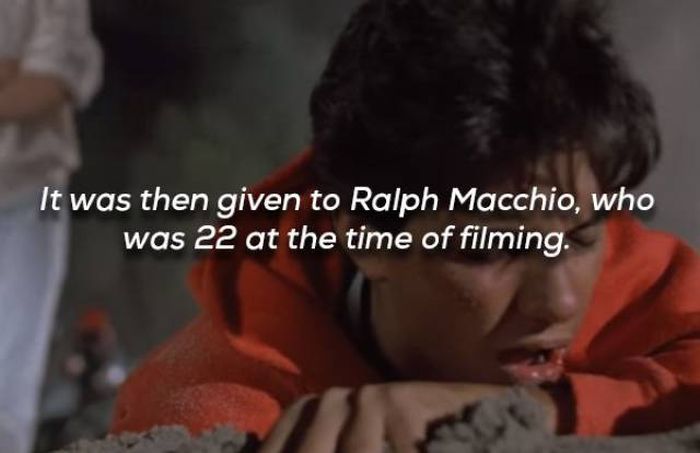 Give Yourself A Fix Of Nostalgia With These Facts About 80s Movies (25 pics)