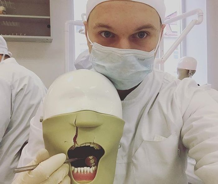 What It's Like To Live A Day In The Life Of A Dentist (17 pics)