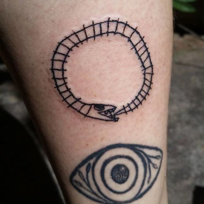 Tattoo Artist From Brazil Is Great At Making Bad Designs (20 pics)