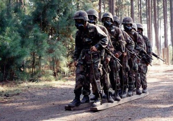 There Are No Words For These Army Photos (41 pics)