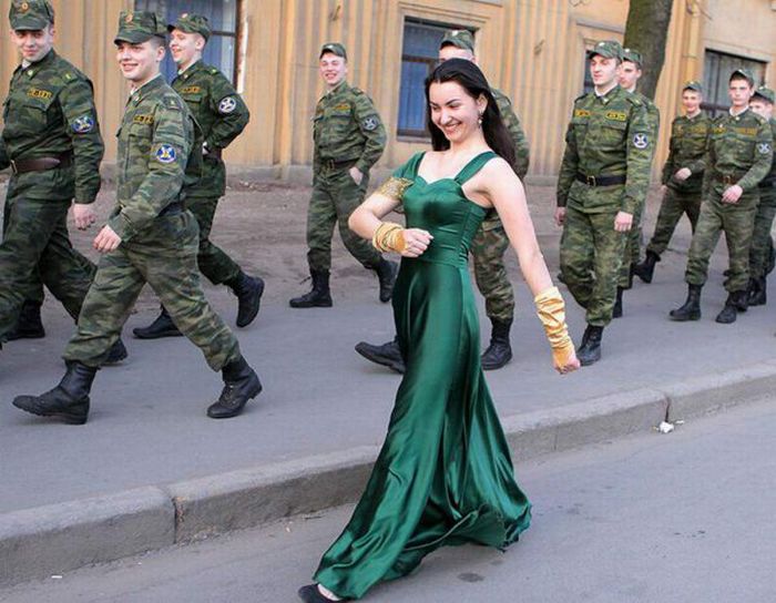 There Are No Words For These Army Photos (41 pics)