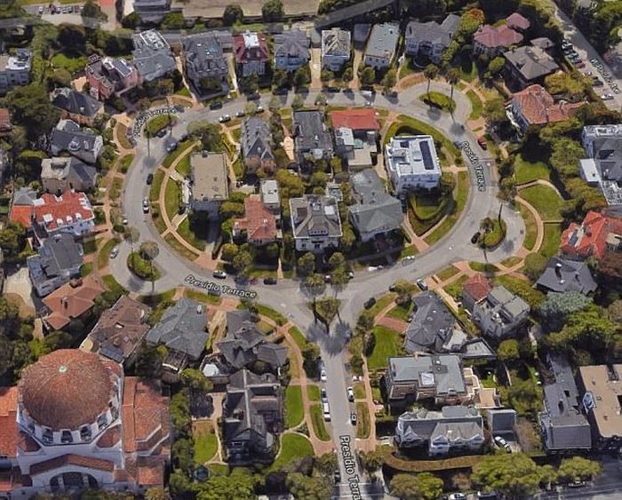 Couple Purchases A Street In San Francisco (8 pics)