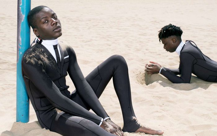 This Wetsuit Allows You To Swim In Style (5 pics)
