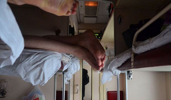 There's Never A Dull Moment When You Travel On A Russian Train (25 pics)