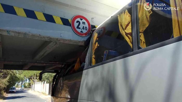 Tourists Have Their Holiday Ruined After Bus Crashes Into Bridge (4 pics)