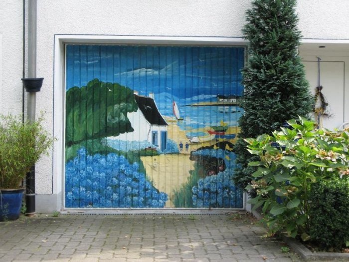 Garage Gates That Are Artistic Masterpieces (30 pics)