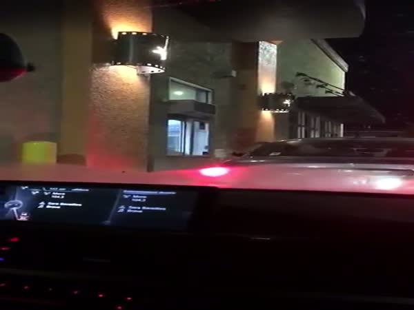 Intense Food Fight At The Taco Bell Drive-Thru