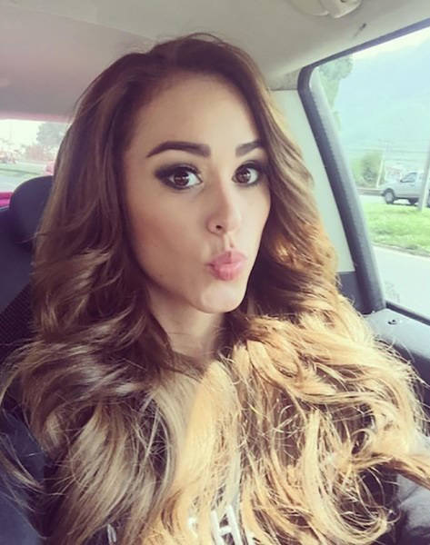 Weather Girl Janet Garcia Has Won The Hearts Of Men (28 pics)
