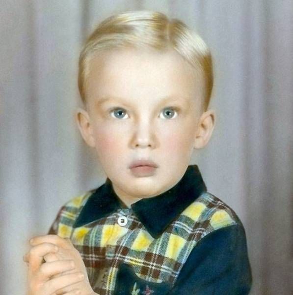 Childhood Photos Of The Most Powerful Politicians Today (10 pics)