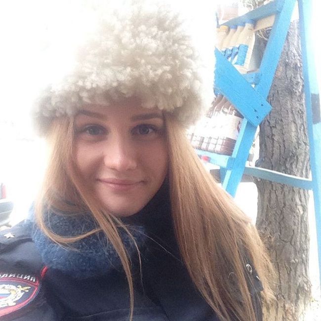 Russian Girls Who Look Really Good In Uniform 34 Pics