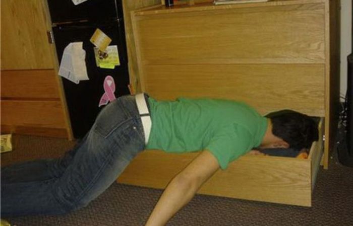 Sometimes Men Do Weird Things Just Because They Can (27 pics)
