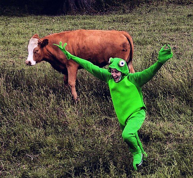 Sometimes Men Do Weird Things Just Because They Can (27 pics)