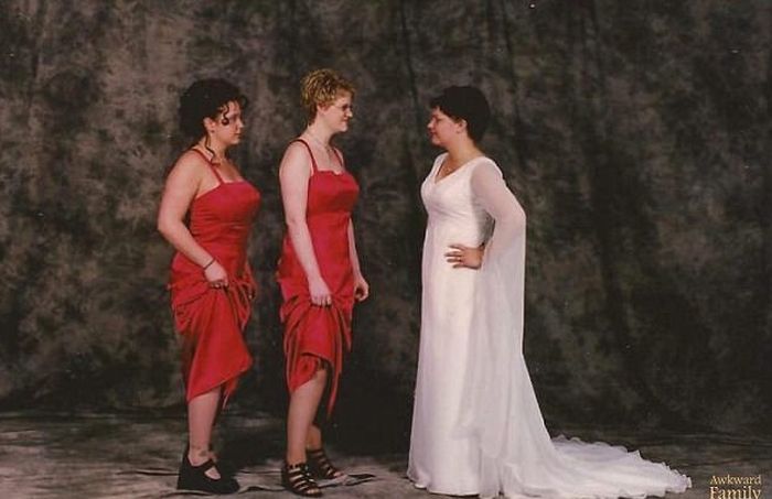 Hilarious Photos Show Women Who Weren't Afraid To Outshine The Bride (17 pics)