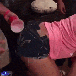 Booty Flip Clips That Are Sexy And Entertaining (16 gifs)