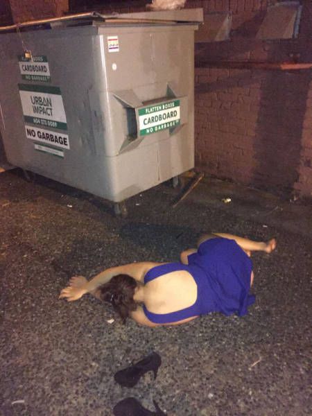 Girls Who Found Impressive Ways To Fail (28 pics)
