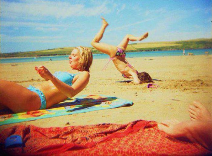 Girls Who Found Impressive Ways To Fail (28 pics)