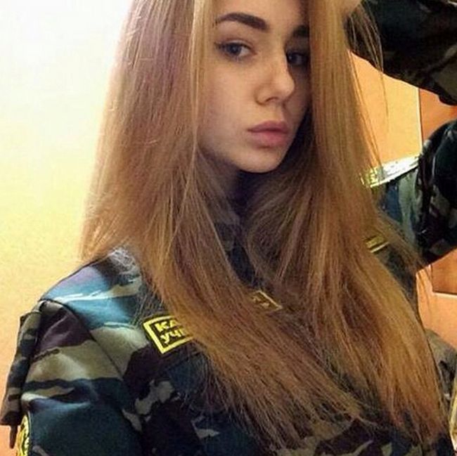 You're Going To Fall In Love With These Russian Police (20 pics)