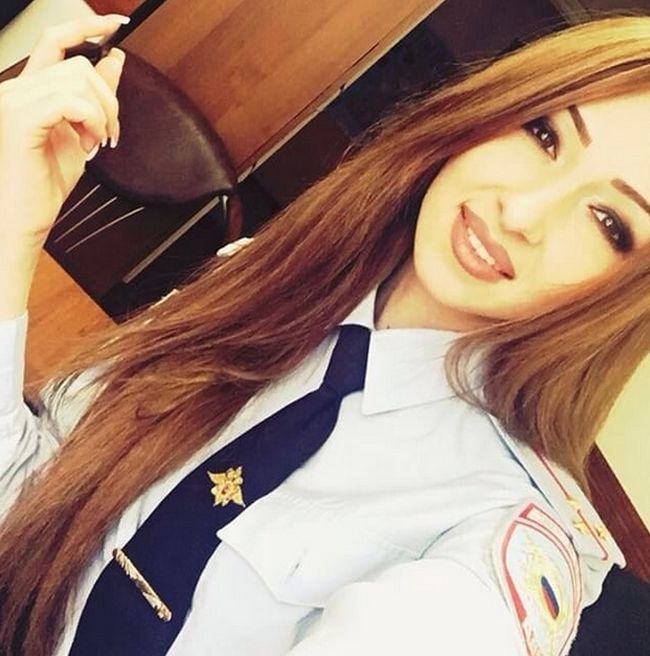 You're Going To Fall In Love With These Russian Police (20 pics)