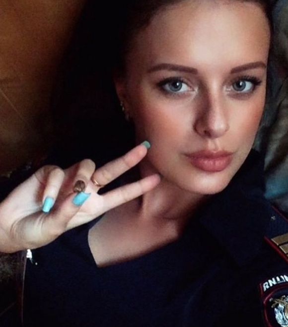 You're Going To Fall In Love With These Russian Police (20 pics)