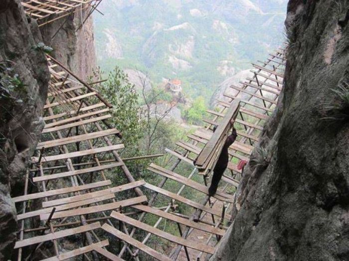 Things Your Eyes Can Only See In China (55 pics)
