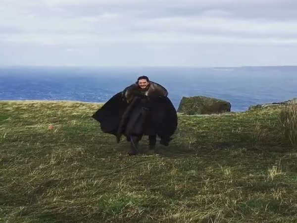 Jon Snow Thinks That He's a Dragon