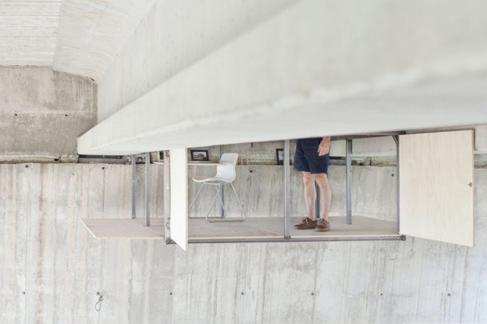 Fernando Abellanas Designs Secret Art Studio Under A Bridge In Spain (7 pics)