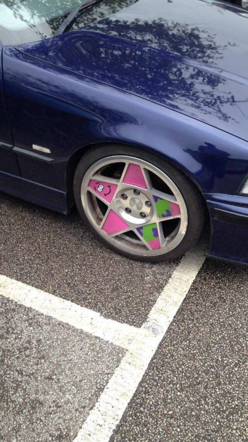 Acid Picdump (97 pics)