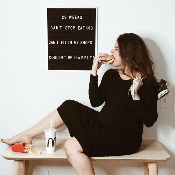 Creative Mom Shares The Struggles Of Being Pregnant From Week To Week (15 pics)