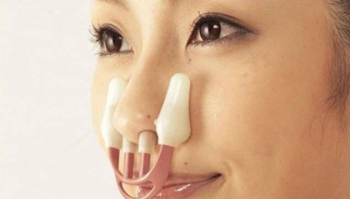 Awkward And Strange Inventions That Were Made For Women (19 pics)