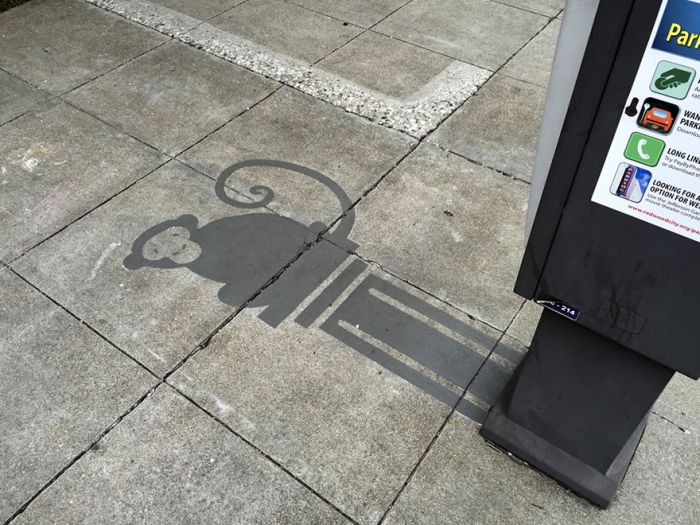 Street Artist Confuses People By Painting Fake Shadows (19 pics)