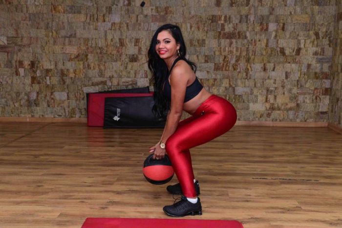 All 27 Miss BumBum Competitors Get Together For A Group Workout Session (20 pics)