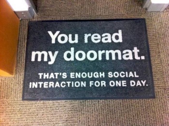 Houses With Hilariously Creative Doormats (40 pics)