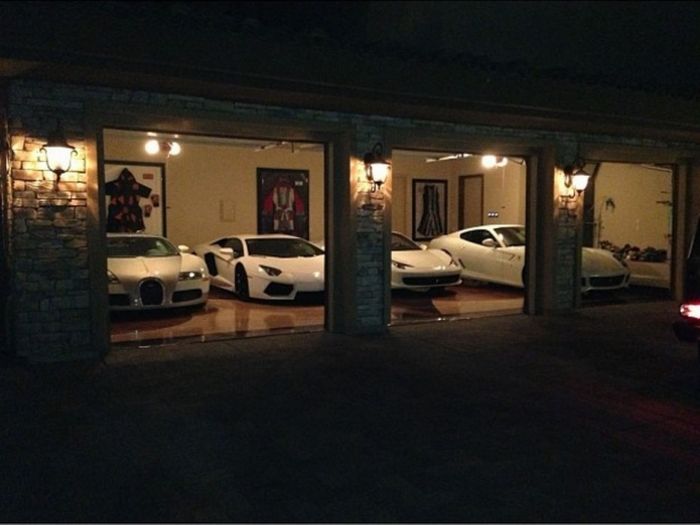 A Look Inside Floyd Mayweather's Massive Las Vegas Mansion (26 pics)