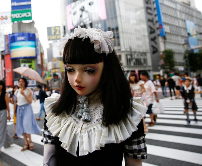 Lulu Hashimoto Is A Real Life Japanese Doll (14 pics)