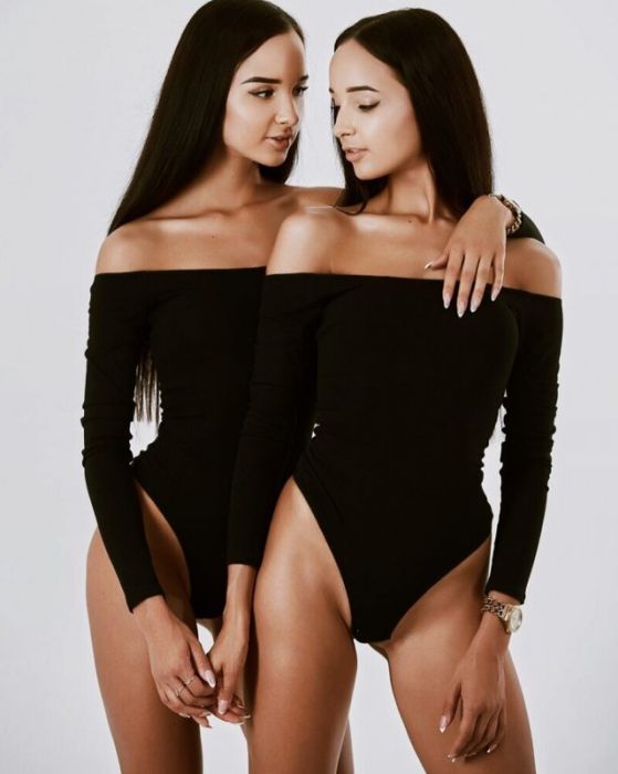 Adelina And Alina Are Sexy Twin Sisters 41 Pics