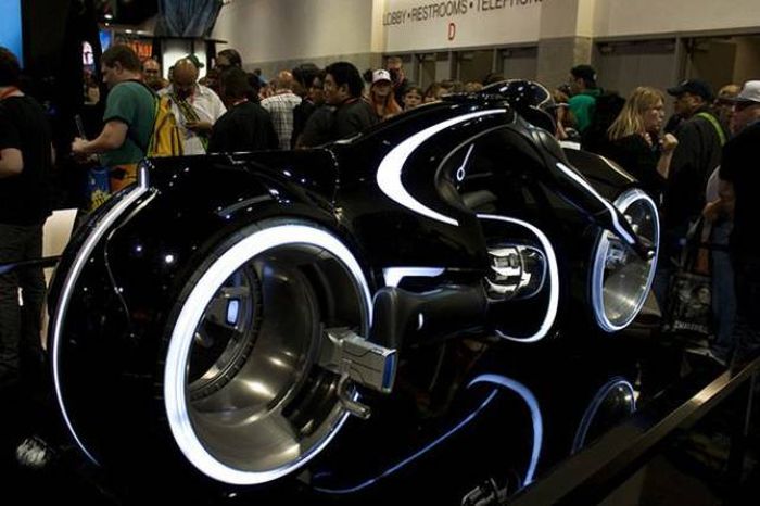 Expensive Motorcycles (25 pics)