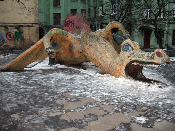 Scary Russian Playground (14 pics)