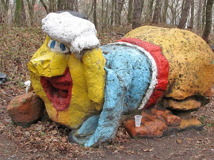 Scary Russian Playground (14 pics)