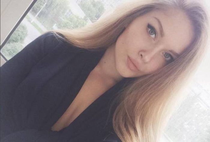 Slavic Girls (21 pics)