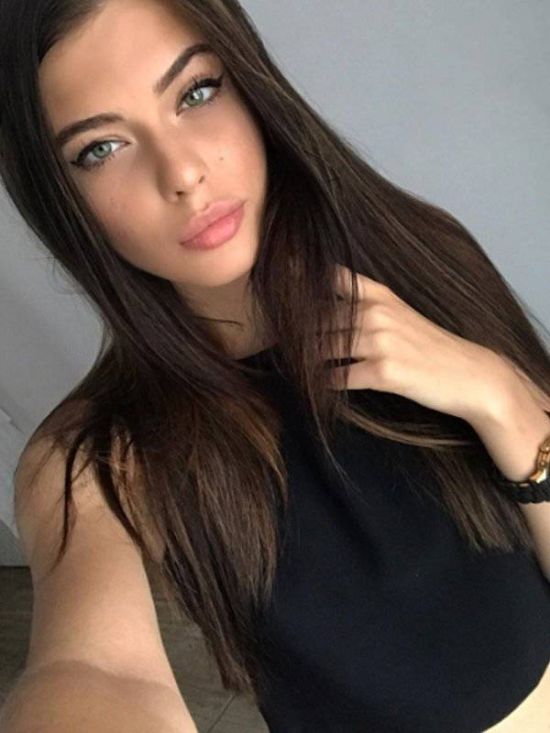 Slavic Girls (21 pics)