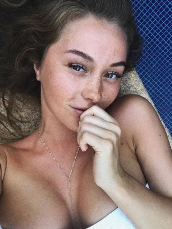 Slavic Girls (21 pics)