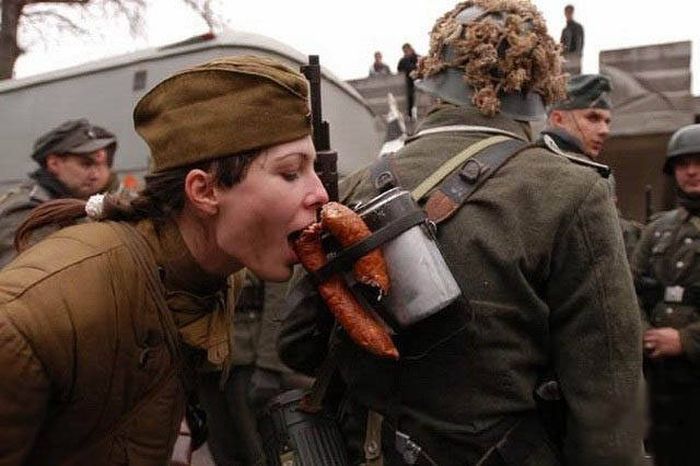Funny Girls (30 pics)