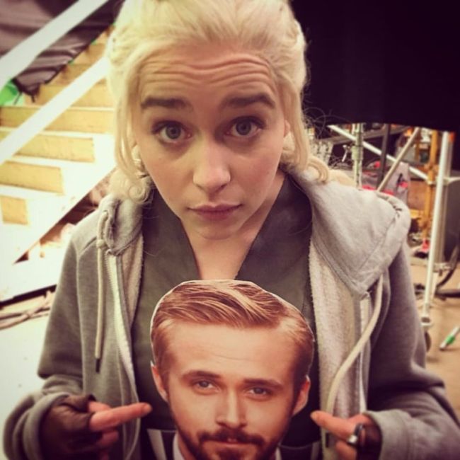 Game of Thrones Behind-the-Scenes Moments (16 pics)